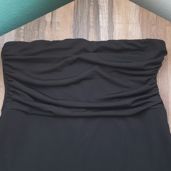 Forever 21 Bodycon tube dress with net insert - Picture 3 of 6